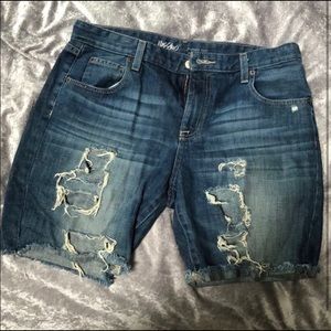 Deconstructed boyfriend shorts